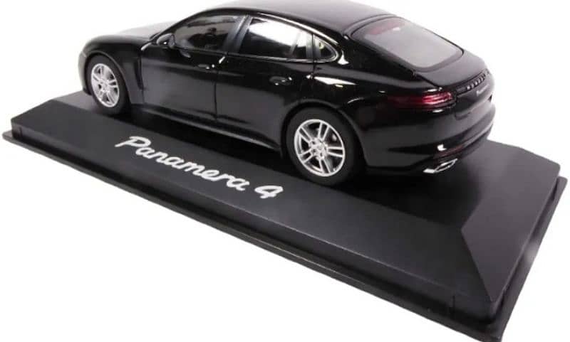Panamera 4 diecast car model 1;43 1