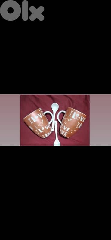 gift set 4pcs 2 mugs & 2 spoons 0