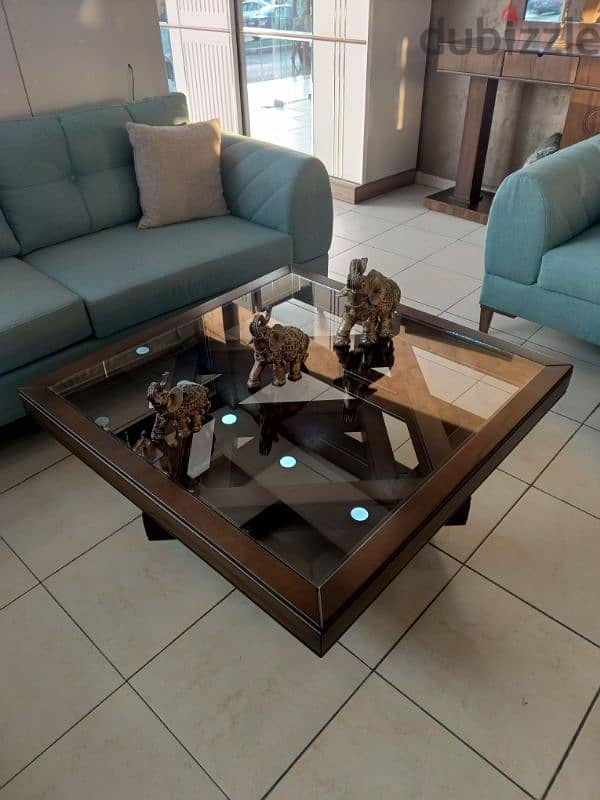 طاولة صالون فخمة وخشب شوح تقيل 0
