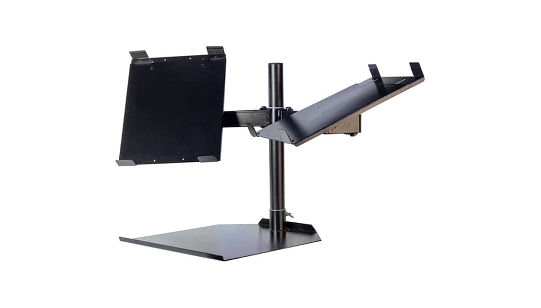 Headliner Avalon CDJ Stand 1