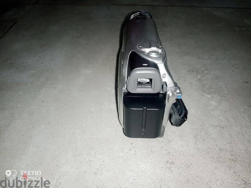 2 cameras for sale 3