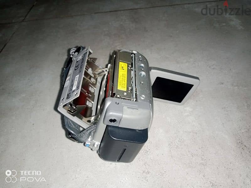 2 cameras for sale 5