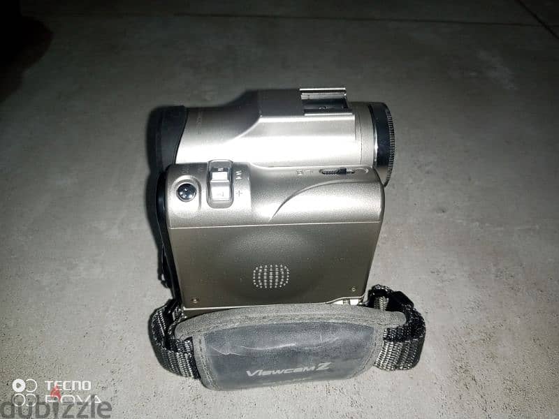 2 cameras for sale 9