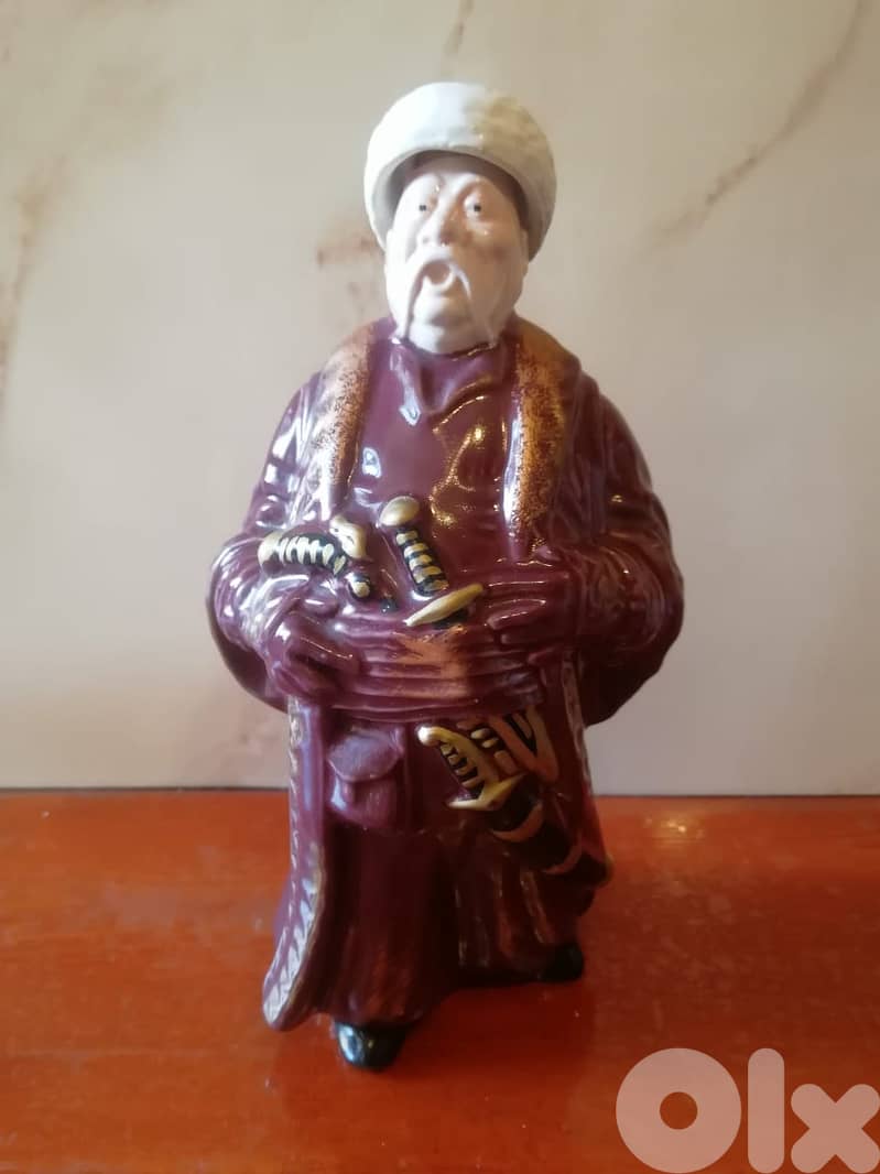 Vintage decorative liquor bottle 0