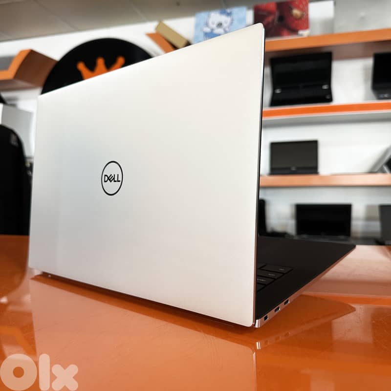 DELL XPS 15 9510 CORE i7-11800H RTX 3050 15.6" CREATOR LAPTOPS 6