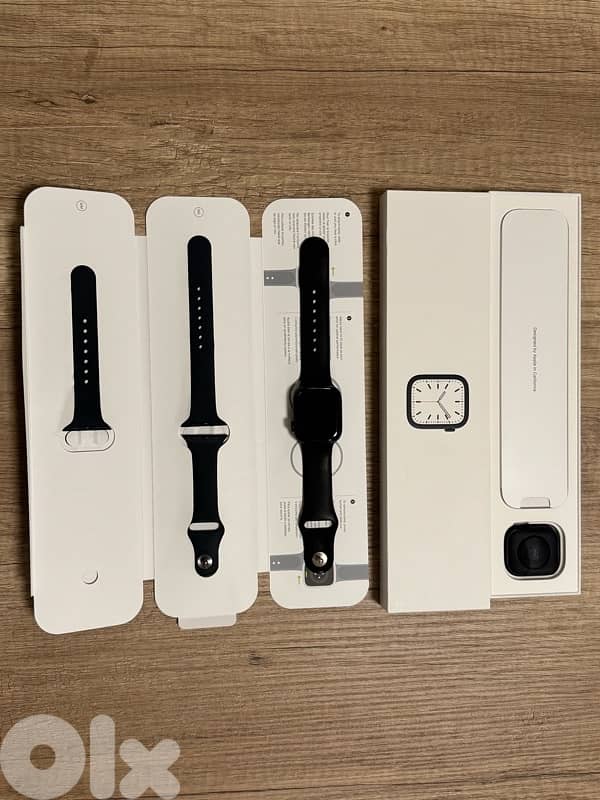 Apple Watch Series 7 (41mm) 4
