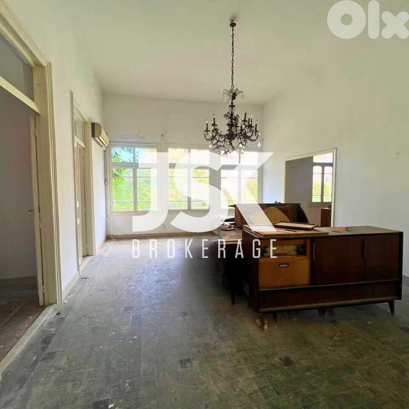 L16298-Traditional Apartment For Rent in Achrafieh, Roum 0