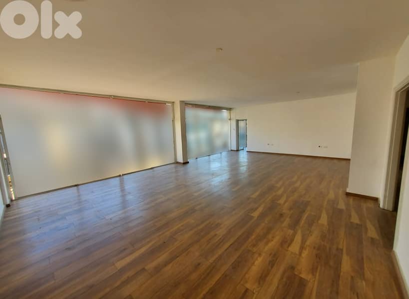 SPACIOUS OFFICE IN CLEMENCEAU PRIME (220SQ) 4 ROOMS , (HAMR-140) 0