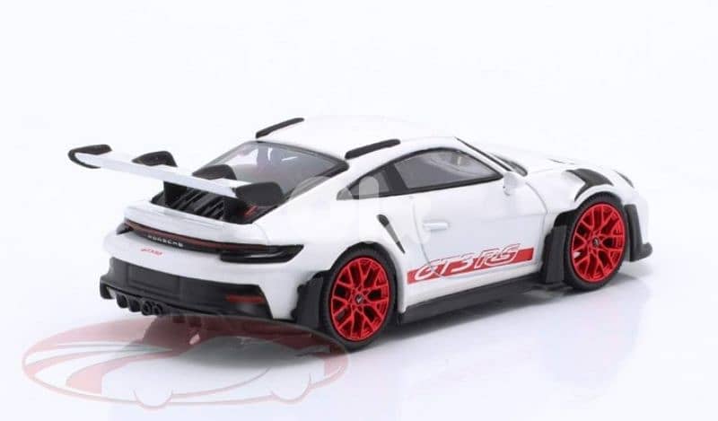 Porsche 911(992) GT3 RS diecast car model 1;64 3