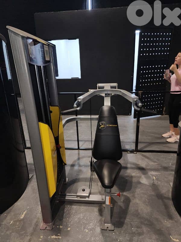 leg extension gym machine 03027072 GEO SPORT معدات نوادي رياضيه 3