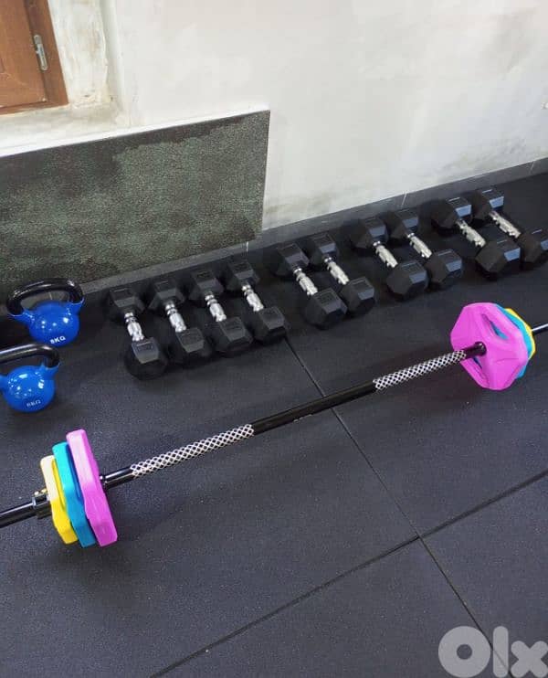 Gym used and new equipment 03027072  معدات نوادي رياضيه مستعمل وجديد 1
