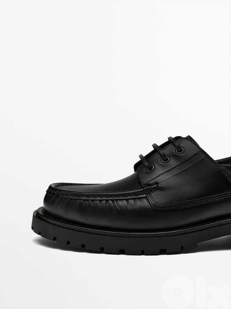MASSIMO DUTTI | BLACK NAPPA DECK SHOES 42 8