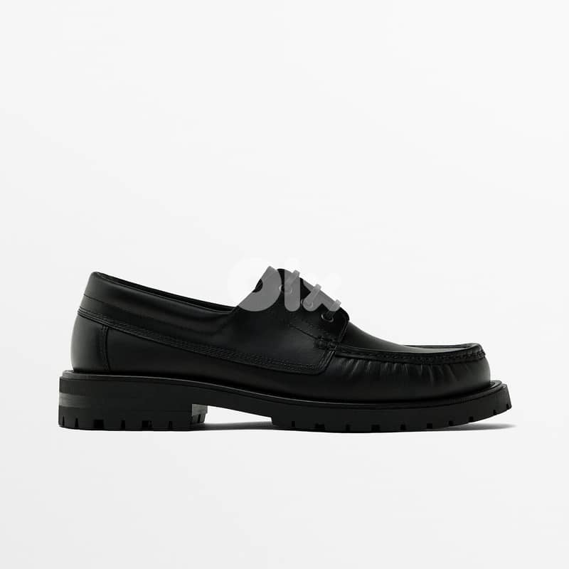 MASSIMO DUTTI | BLACK NAPPA DECK SHOES 42 1