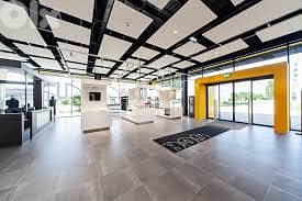 SHOWROOM IN BAABDA PRIME (300Sq) DIRECTLY ON HIGHWAY, (HAR-199) 0