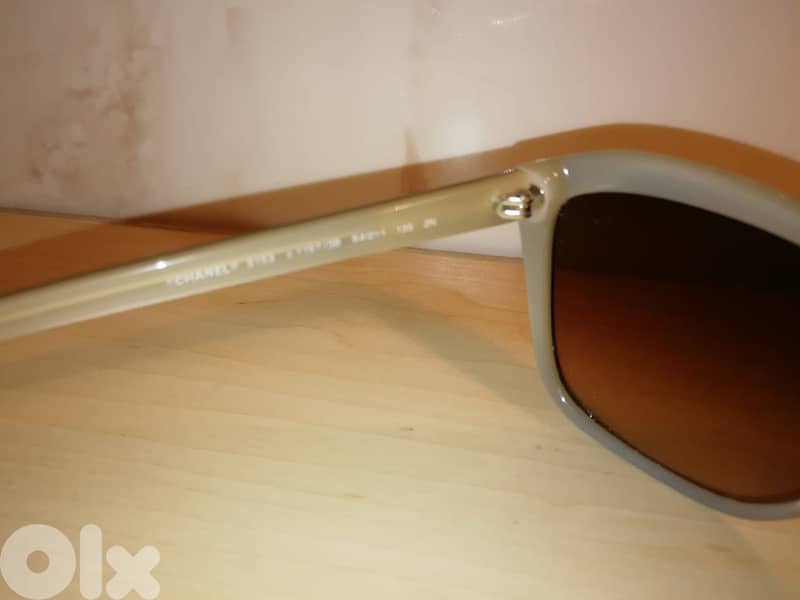 Chanel  5153 original sunglasses no scratches 4