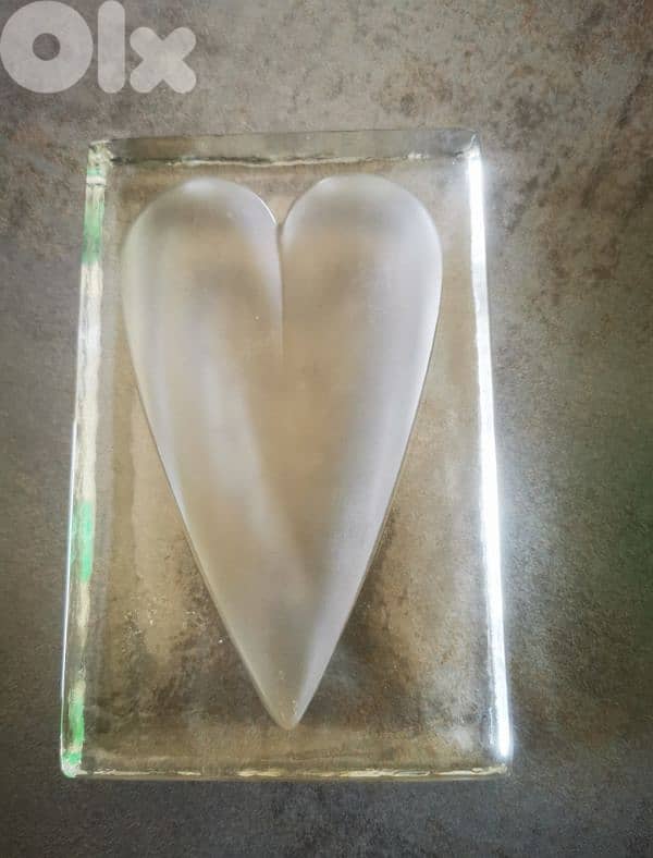 heart shaped ashtray 0