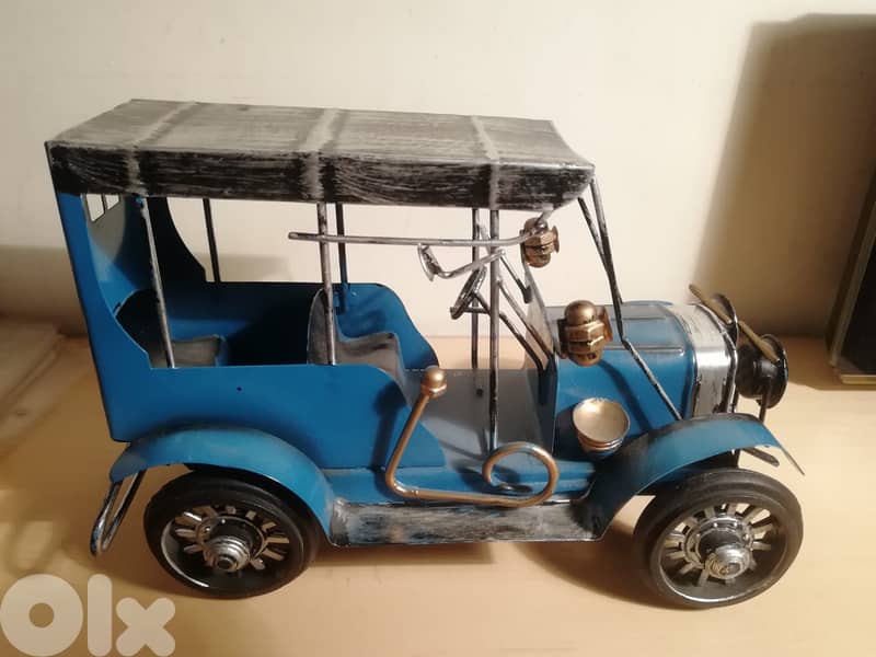 Retro style diecast hand made metallic car 20*10 cm 3