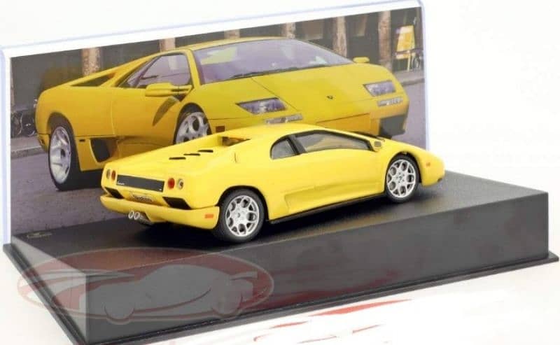 Lamborghini Diablo VT (2000) diecast car model 1;43 4