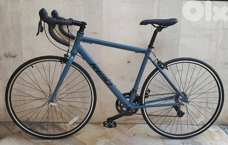 Road bike Made in Australia Brand read 2x9 speed size L , M & S 2