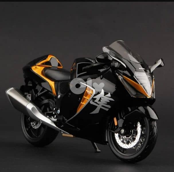 Suzuki Hayabusa 2022 diecast car model 1:12 3