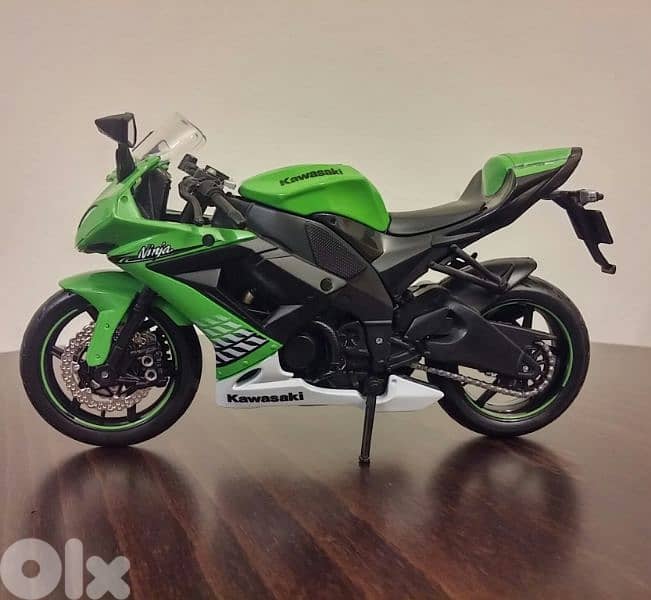 Kawasaki Ninja ZX-10R diecast motorcycle model 1:12 1