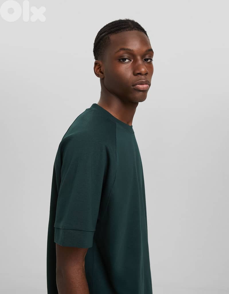 Bershka - boxy fit short sleeve T-shirt Size S 1