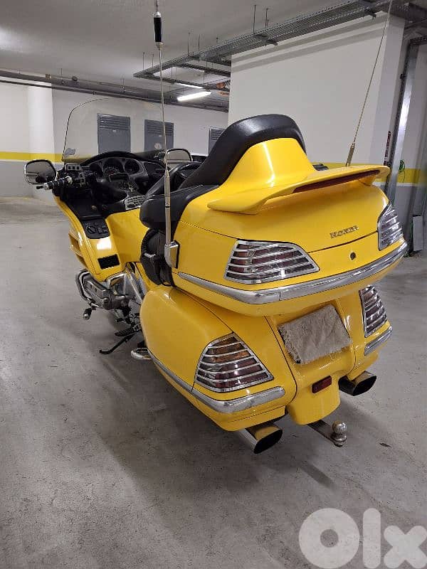 Honda Goldwing 1800cc with extra parts still not used 3