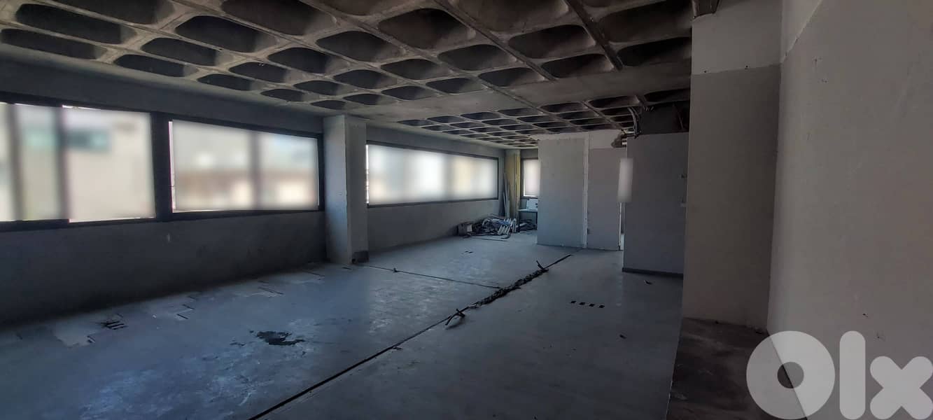 Office for sale in Gemmayzeh مكتب للبيع في الجميزة 0