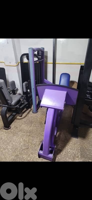 Leg press used 500$ 0