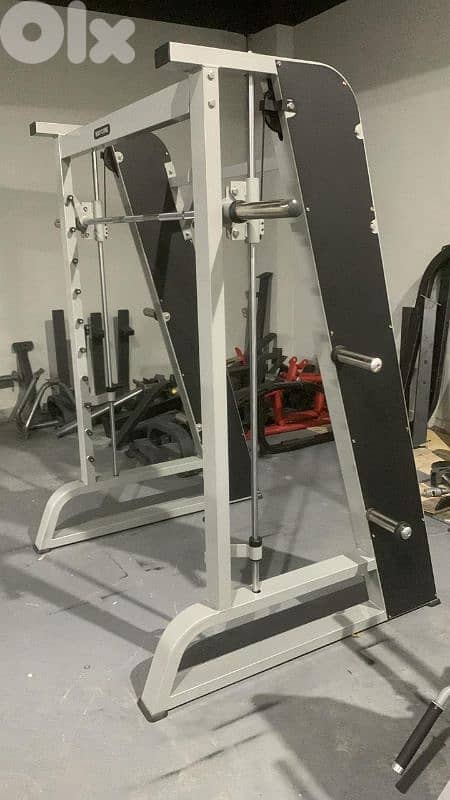 smith machine 03027072 GEO SPORT معدات رياضية جديد ومستعمل 1