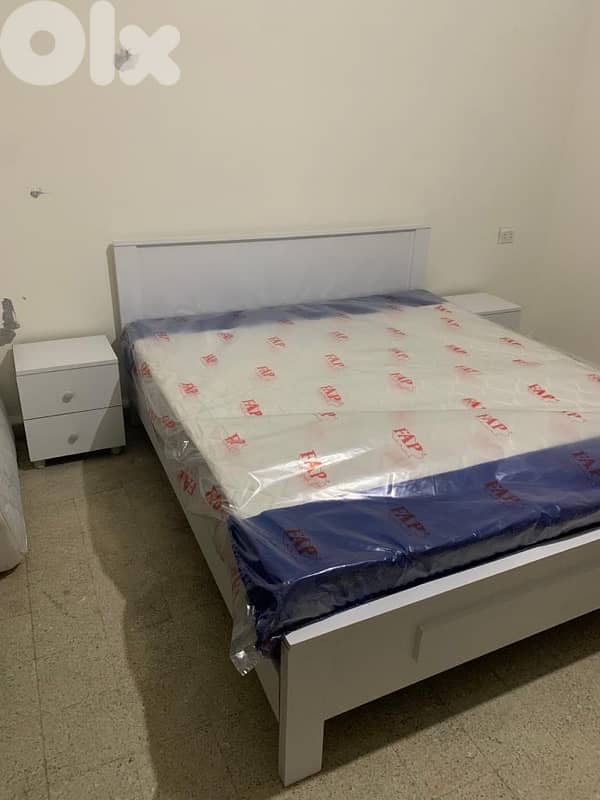 تخت مع فرشة جديدة بافضل الاسعار من المعمل 0