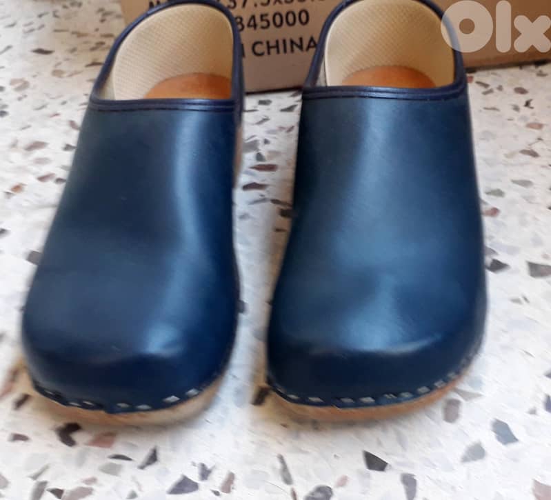 Clogs wooden shoes 4