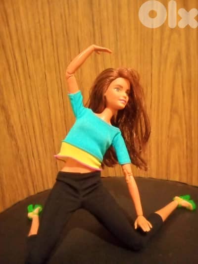 MADE TO MOVE TERESA doll 22 JOINTS body parts in her Own wear=27$