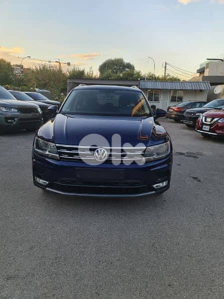 Volkswagen Tiguan 2.0T 4 Motion Model 2017 Company Source 0