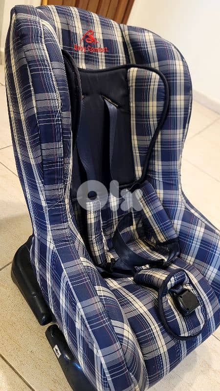Baby comfort car seat,  stage 3 like new. 1