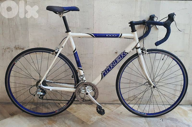 Trek road bike size 54 M/L Aluminium Shimano 2x8 speed 0