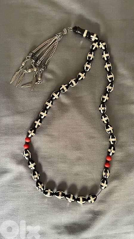 مسبحة يسر مطعمة صدف 0