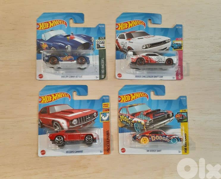 Hot Wheels diecast car model 1;64 3