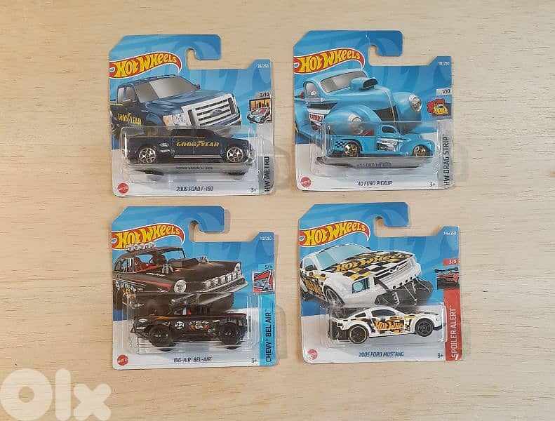 Hot Wheels diecast car model 1;64 5
