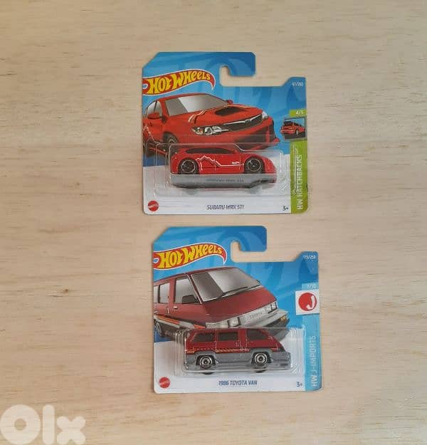 Hot Wheels diecast car model 1;64 13