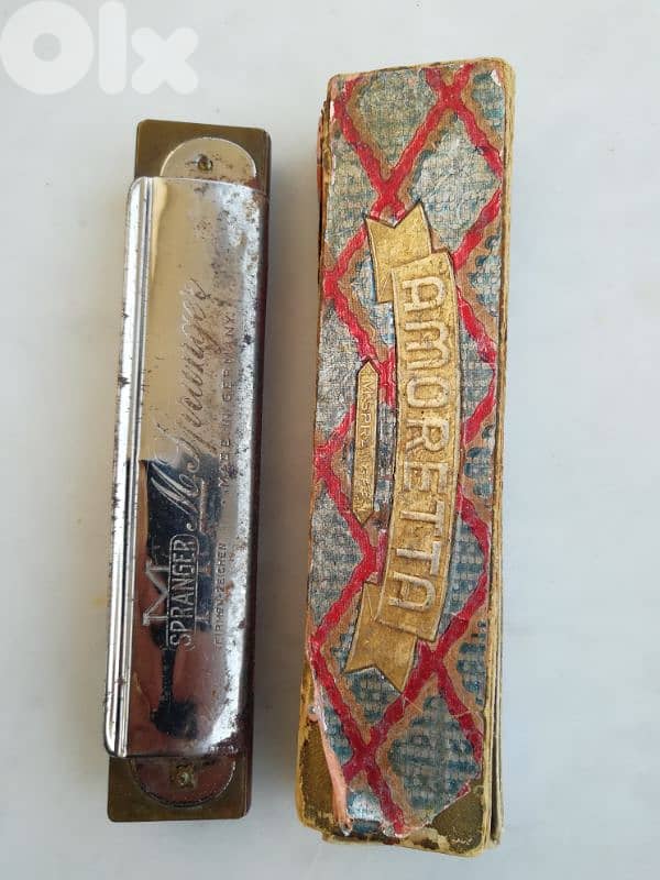 antique OLD HARMONICA 0
