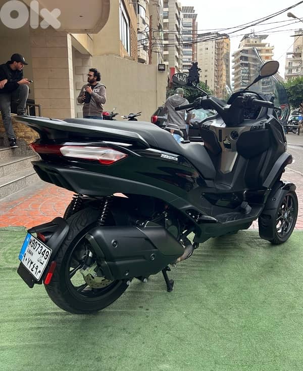 piaggio MP3  400 cc HPe 2024 2