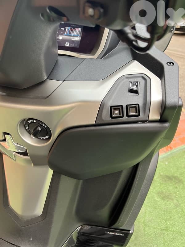 piaggio MP3  400 cc HPe 2024 7