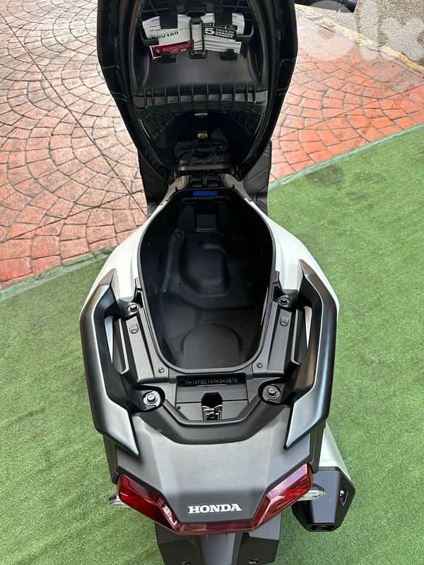 Honda ADV 160 cc 2024 7