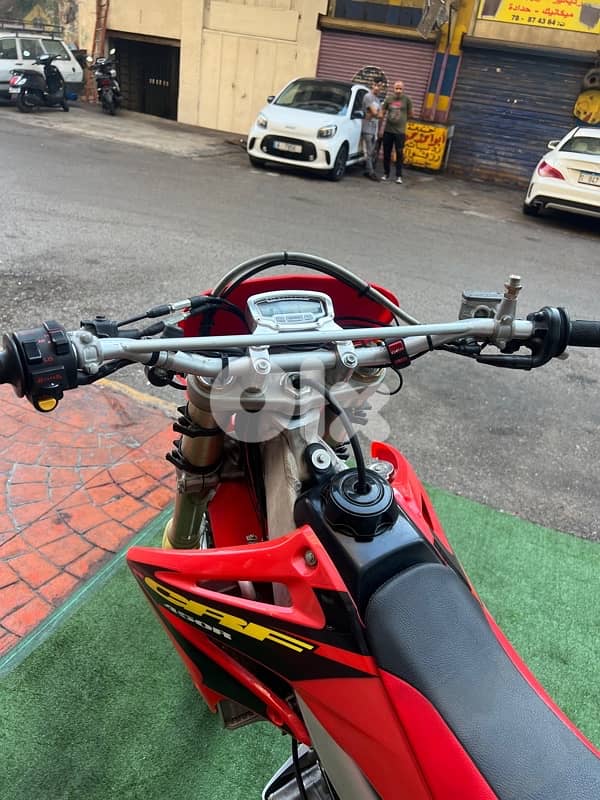 Honda CRF 450 R Japanese 2