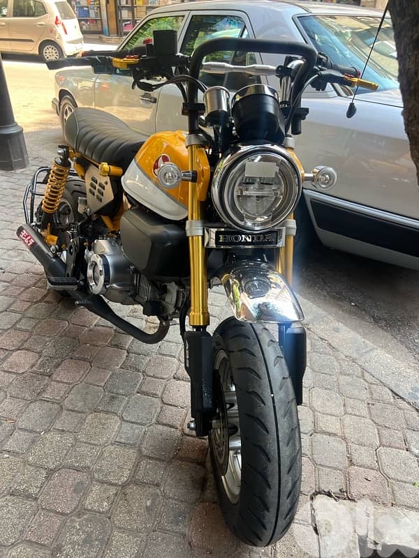 Honda Monkey 125 Cc all after market sport parts added 13