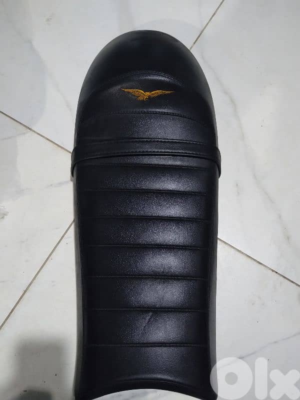 Moto Guzzi Cafe Racer seat for V7 3