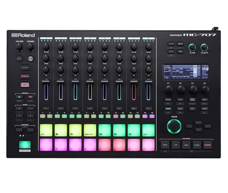Roland MC 707 Groovebox - Synth & Sampler 2