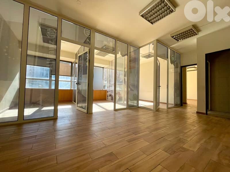 JH24-3742 Office 210 m2for rent in Saifi - Beirut, $ 3000 cash 0