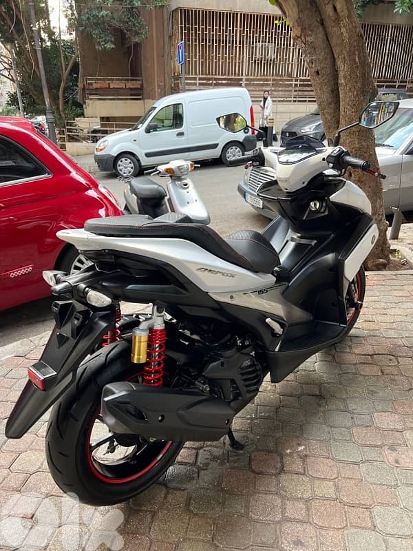 Yamaha aerox 155 معدله مع زوايد 15